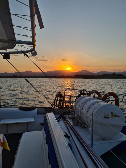 Cambrils: Costa Dorada Sunset Catamaran Cruise With Drinks - Customer Reviews