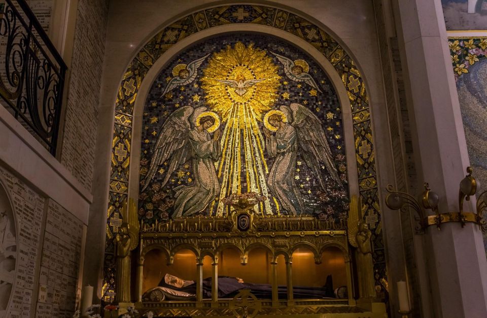 Chapel of Our Lady of the Miraculous Medal Paris Guided Tour - Last Words
