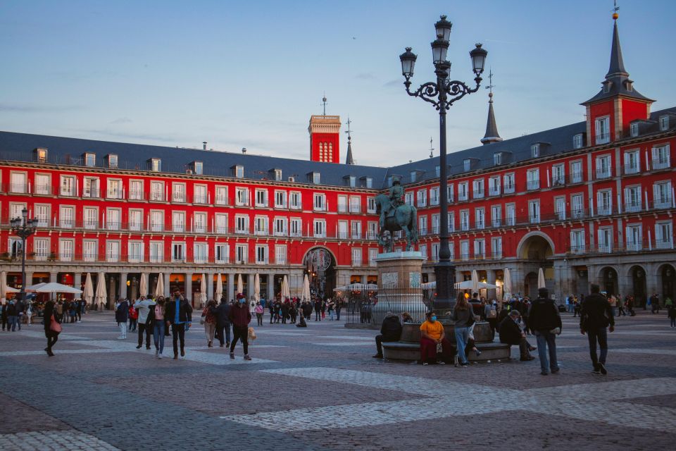 City Quest Madrid: Discover the Secrets of the City! - Common questions