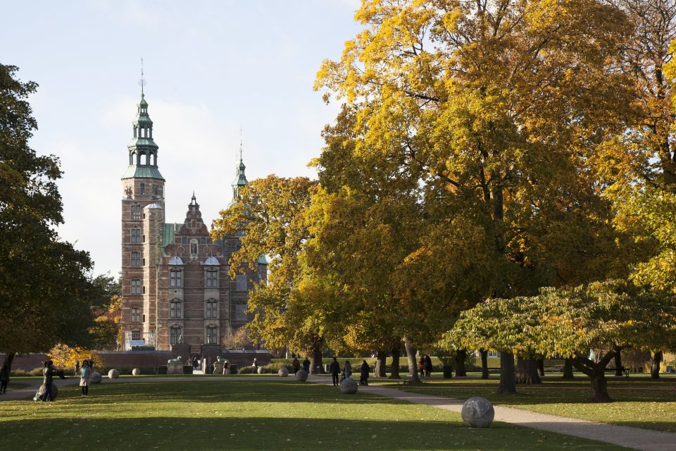 Copenhagen: Private Guided Walking Tour of Rosenborg Castle - Common questions