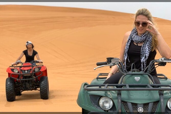Dubai Desert Safari via 4x4 With Camel Farm, Sandboarding - Key Points