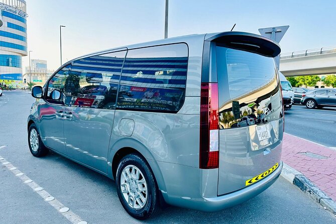 Dubai to Abu Dhabi City Tour: Hire Minibus, & Hiace With Driver - Summary of Dubai to Abu Dhabi Tour