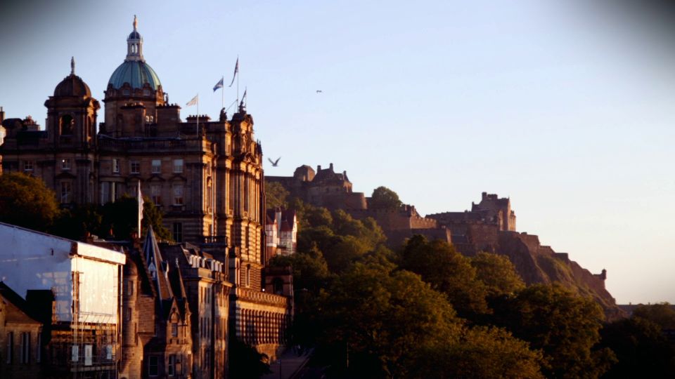 Edinburgh: 3-Hour Historical Walking Tour in Spanish - Customer Ratings and Reviews