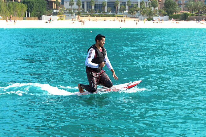 EFoil and Hydrofoil Surfboard Activity in Dubai - Eco-Friendly Aspects of EFoil and Hydrofoil Surfing