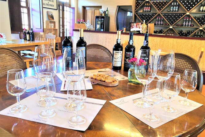 Exclusive Tour Porto-Douro Valley-Wine Tasting/Lunch/Boat Tour