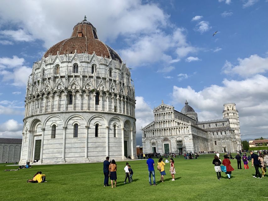 Florence: Private Round-Trip Transfer to Pisa - Tour Logistics