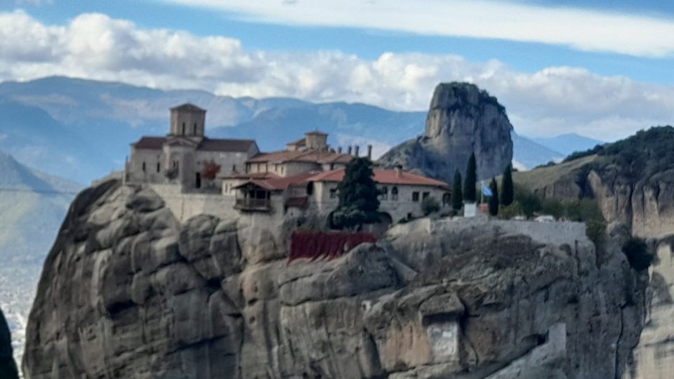 From Athens: Delpi and Meteora Private 2-day Historic Tour - Common questions