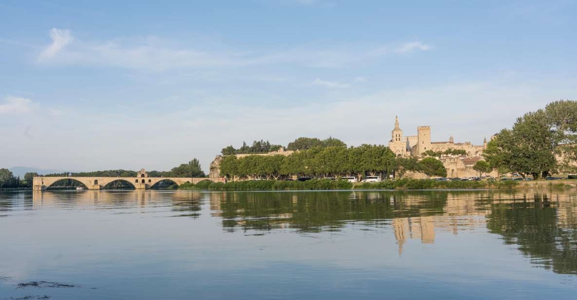From Avignon : Full Day Avignon & Luberon Expérience - Village Exploration