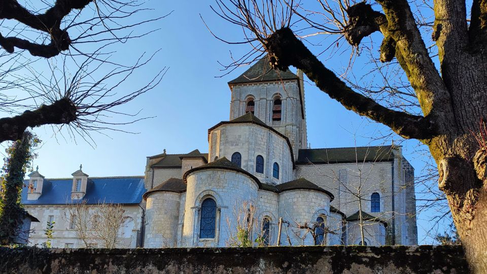 From Poitiers: Private Tour of Saint-Savin - Common questions