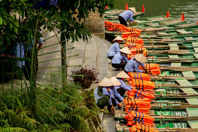 Full-Day DISCOVER ANCIENT HOA LU AND TRANG AN FROM HA NOI - Tips for a Memorable Experience