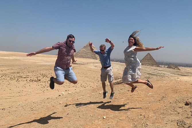 Full-Day Tour Giza Pyramid Egyptian Museum Khan El Khalili - Common questions