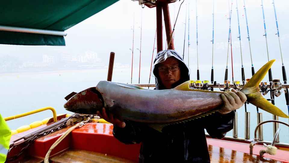 Geoje Island: Deep Sea Fishing - Jigging for Yellow Tail - Language and Instructor Availability