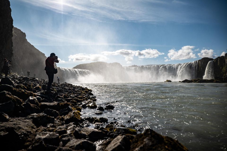 Goðafoss Waterfall & Geothermal Baths From Akureyri Port - Directions