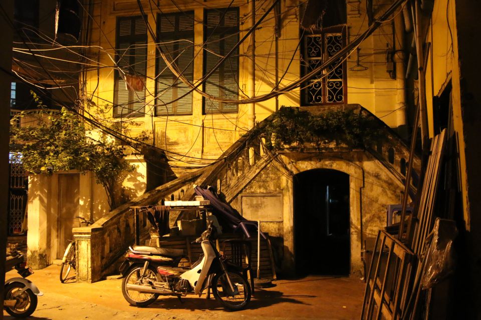 Hanoi: Private Tour With a Local Guide - Booking Information