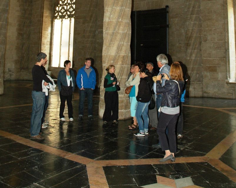 Highlights of Valencia: Private Half-Day Tour - Common questions