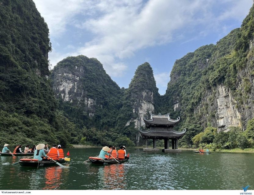 Hoa Lu- Tam Coc-Mua Cave 1 Day Trip by Limousine From Ha Noi - Common questions