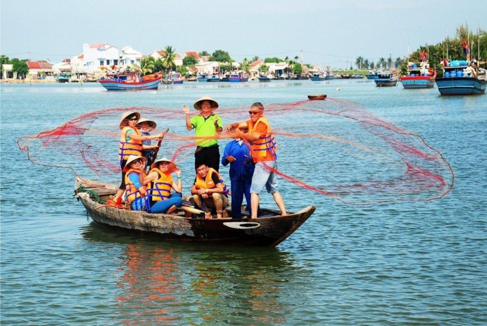 Hoi An: Basket Boat With Lantern-Making & Cooking Class Tour - Common questions