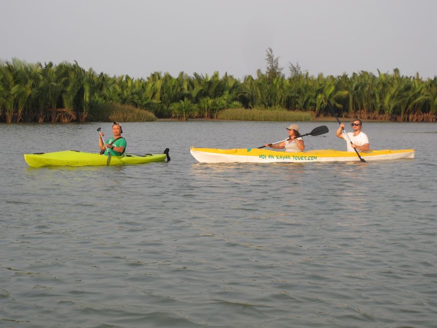 Hoi An: Countryside Biking and Kayak Guided Tour - Kayak Adventure on the Waterways