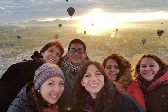 Hot Air Balloon Tour - Teotihuacan - Breakfast Options and Service Highlight