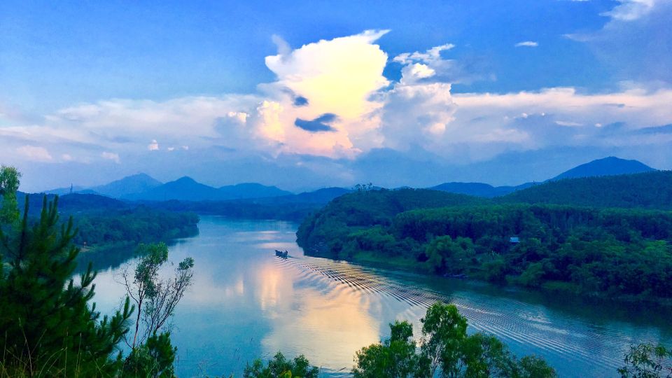 Hue: Tam Giang Lagoon Tour - Discover Thanh Toan Bridge