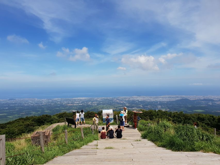 Jeju: Mt. Hallasan Hike and UNESCO Sites Day Tour - Additional Information and Tips