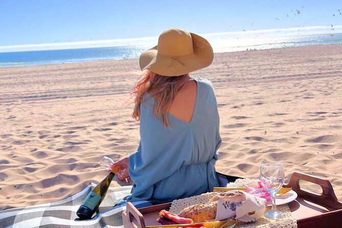 Lisbon Brunch Beach Picnic With Beach Set-Up and Transfers - Customer Reviews and Ratings