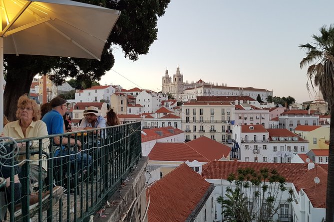 Lisbon Viewpoints Tuk Tuk Tour - Common questions