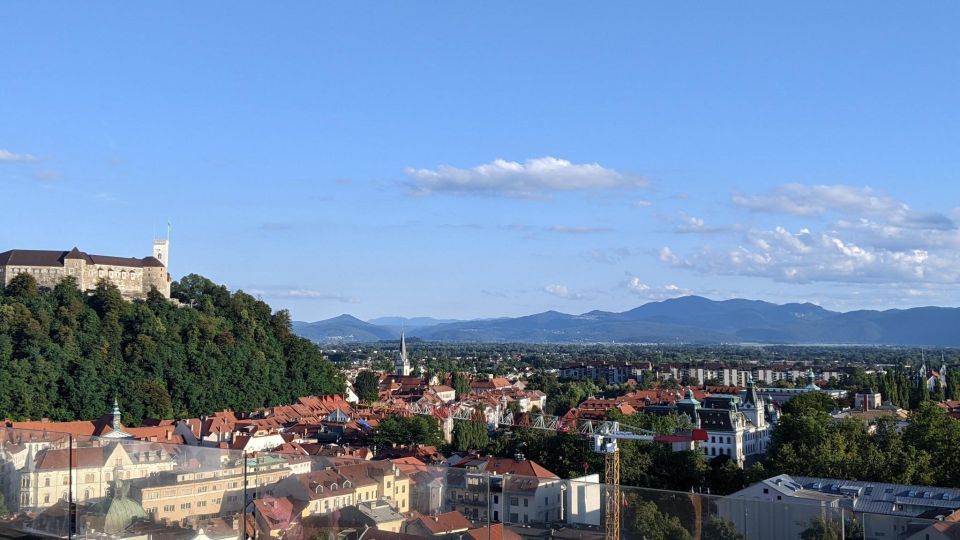 Ljubljana: Romantic Old Town Self-guided Discovery Tour - Interactive Features