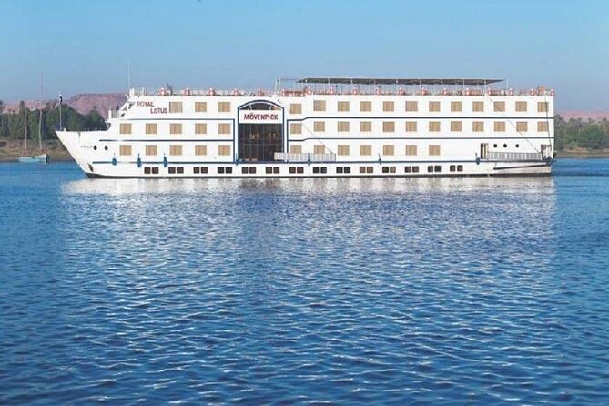 Luxury Cairo Nile Dinner Cruise and Show – Nile Maxim Cruise