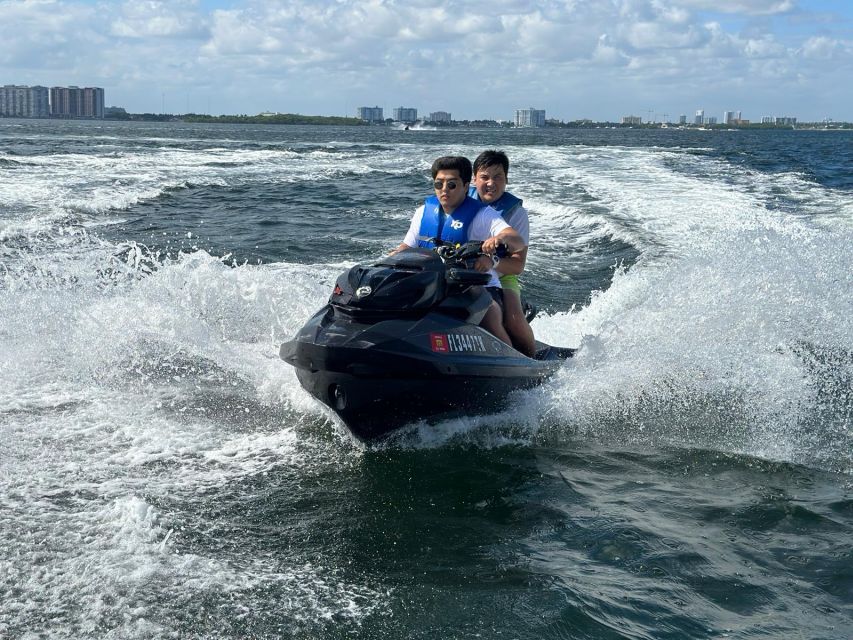 Miami Beach: Jetski Rental Experience With Boat and Drinks - Enjoying Drinks and Scenery