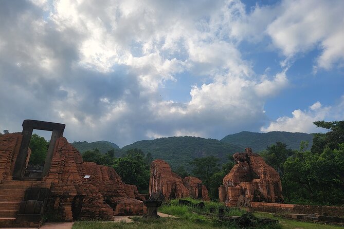 My Son Sanctuary & Boat Trip With Small Group From Hoi an - Common questions