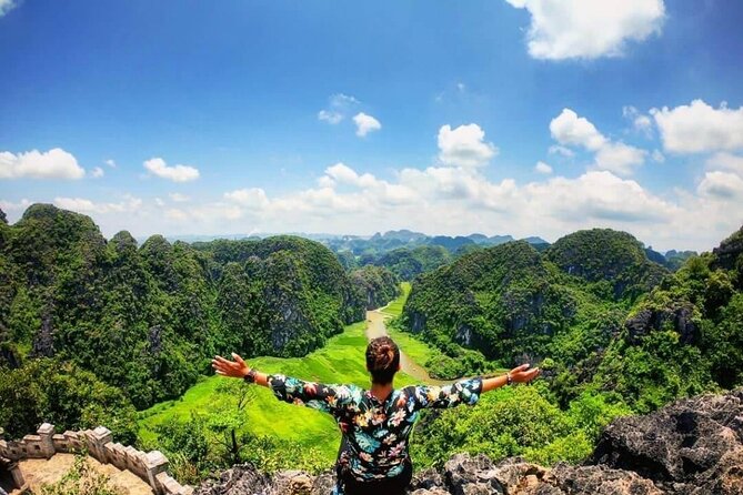 Ninh Binh 1 Day Tour UNESCO World Heritage: BAI DINH PAGODA - TRANG an -Mua CAVE - Last Words