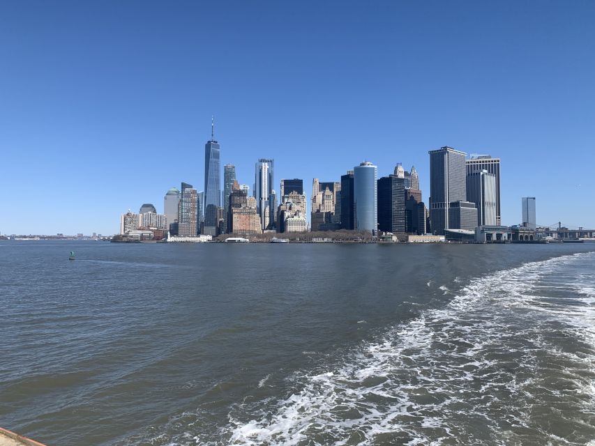 NYC: Guided Tour of Staten Island Ferry & Statue of Liberty - Views From Staten Island Ferry