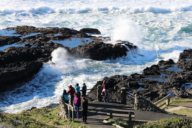 Oregon Coastal Tour: Florence to Yachats - Shopping and Dining Recommendations