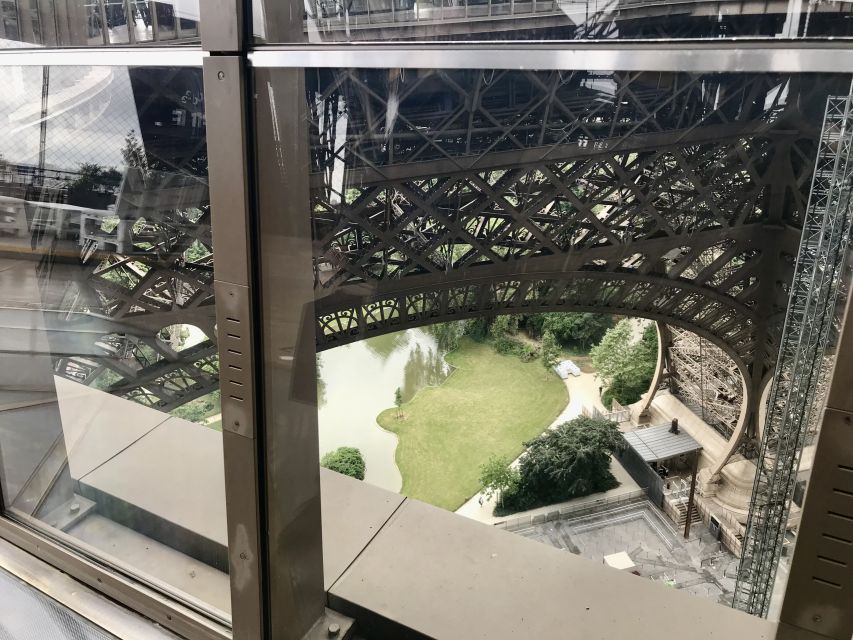 Paris: Eiffel Tower Guided Tour With Summit Access - Last Words