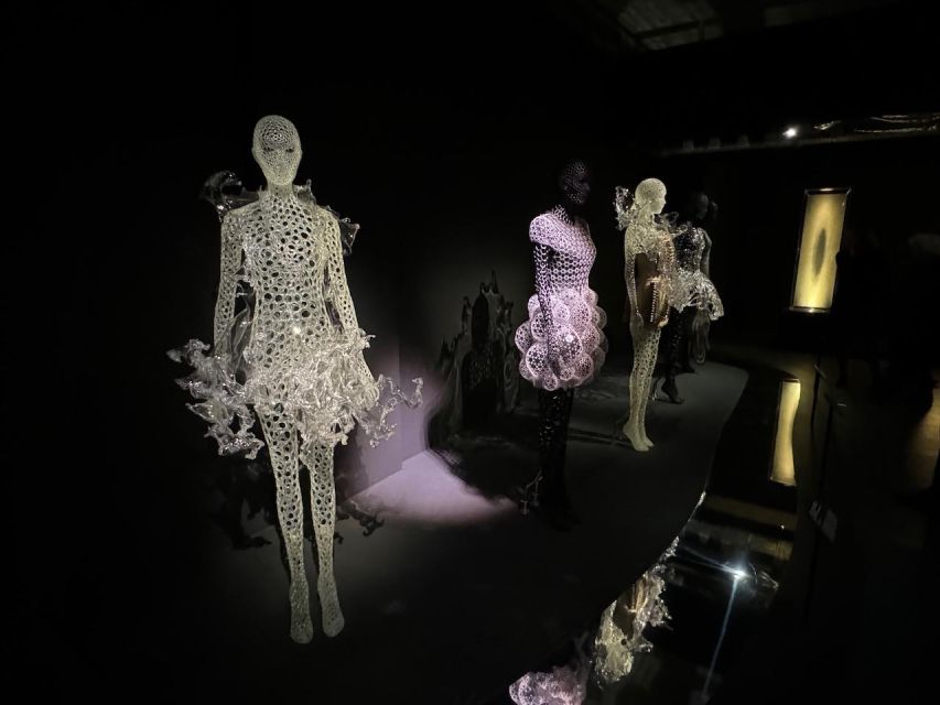 Paris: Iris Van Herpen Exhibit Private Tour - Last Words