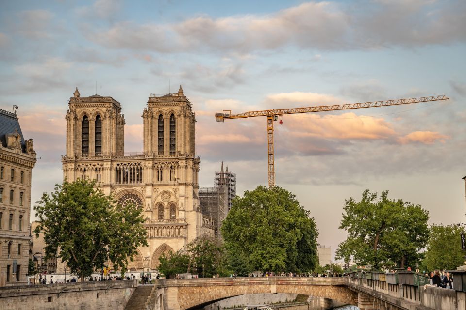 Paris: Notre Dame Island Tour & Sainte Chapelle Entry Ticket - Directions for the Tour