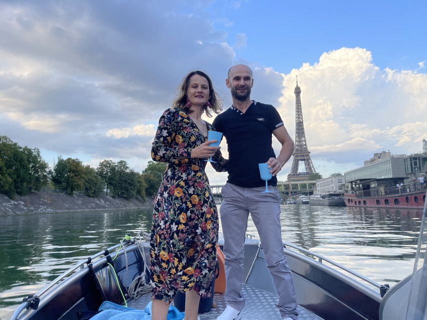 Paris: Seine River Private Cruise - Private and Small Group Options