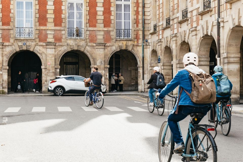 Paris: Uncover Charming Nooks and Crannies on a Bike Tour - Fitness Level