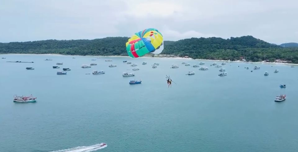 Phu Quoc: Explore 3 Islands & Exciting Parasailing Combo - Inclusions in the Package