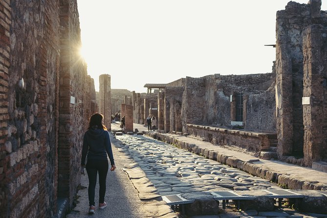 Pompeii: Skip-the-Line Ticket and Virtual Museum - Common questions