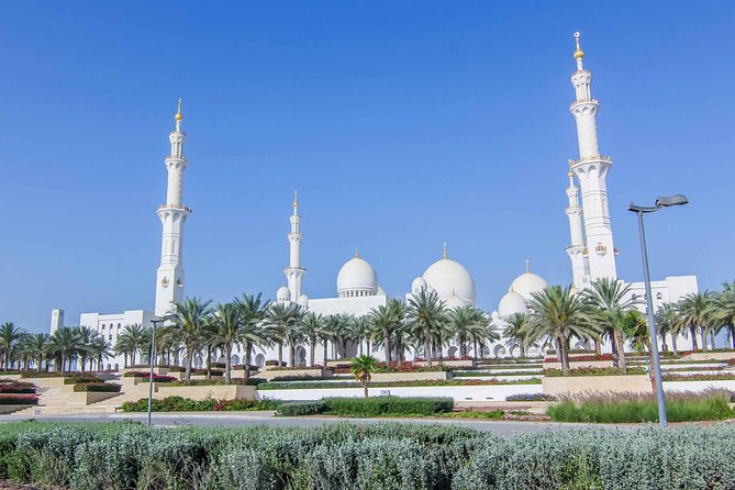 Private Abu Dhabi Full Day Tour : Grand Mosque, Qasr Al Watan With Lunch - Common questions