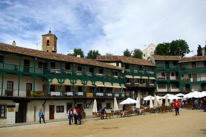 Private Full Day Tour From Madrid to Aranjuez and Chinchón With Hotel Pick up - Common questions