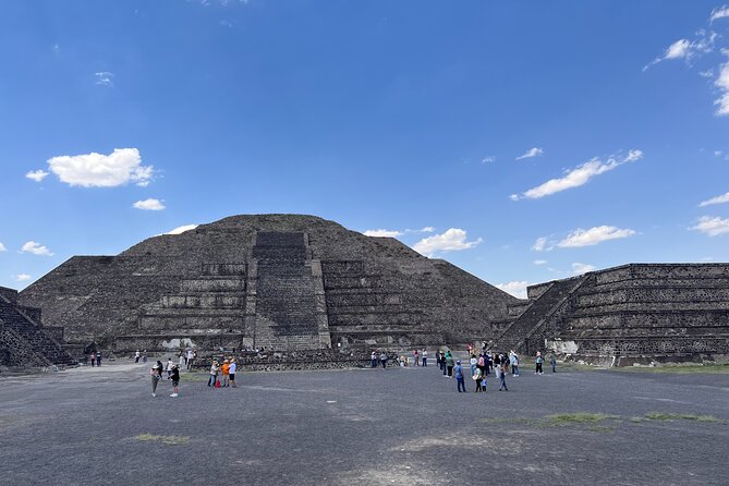 Private Tour in Teotihuacán Pyramids From Mexico City - Pricing and Terms