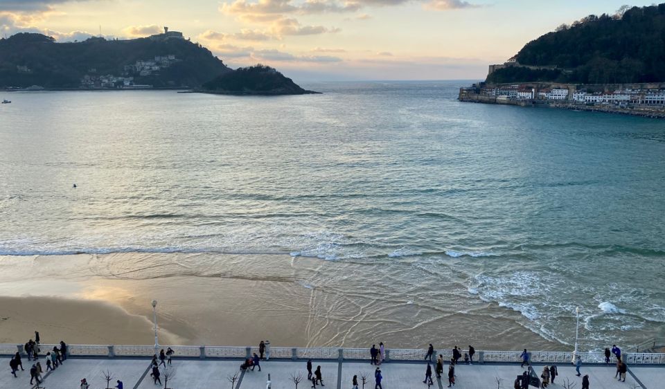 Private Tour of San Sebastian and Biarritz - Booking Process and Payment Options
