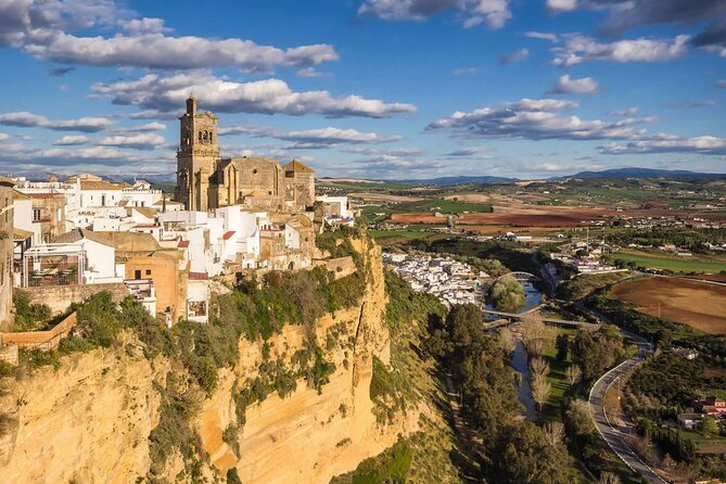 Private Tour to Arcos De La Frontera, El Bosque and Ubrique From Cadiz - Small Group Experience