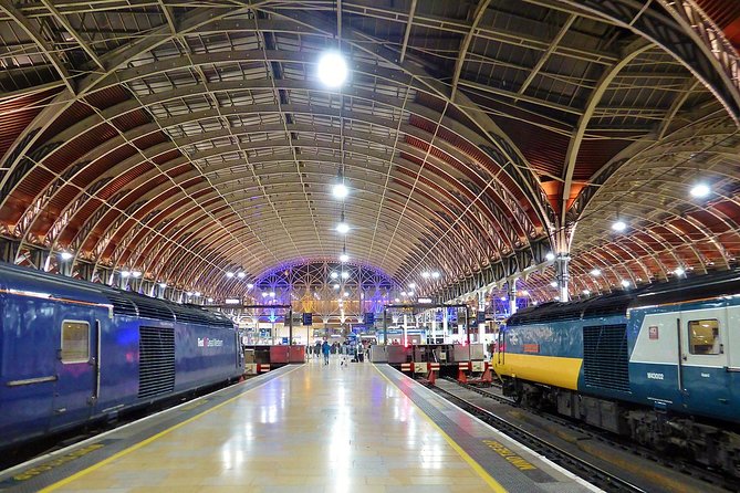 Private Transfers Between Luton Airport - London Paddington Train Station - Pickup Details