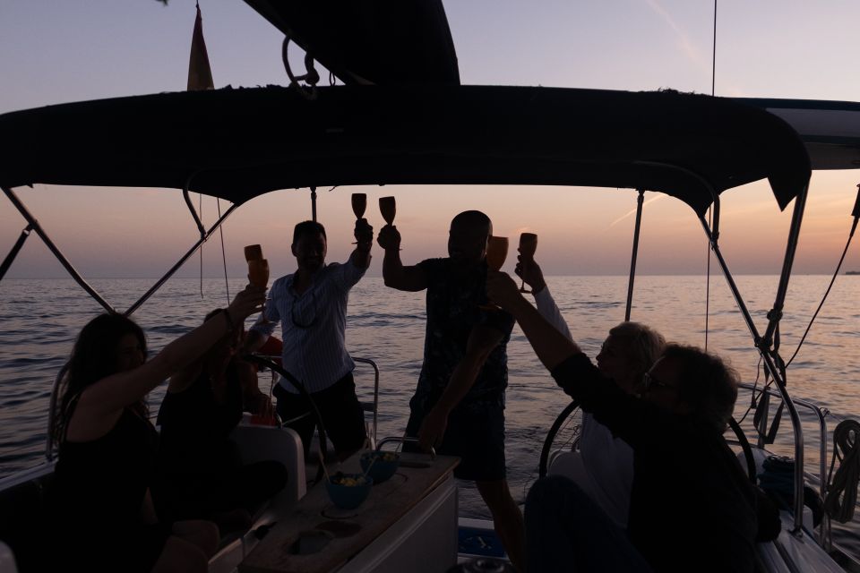 Puerto Banús: Sunset Sail in Marbella With Drinks & Snacks - Customer Reviews and Ratings