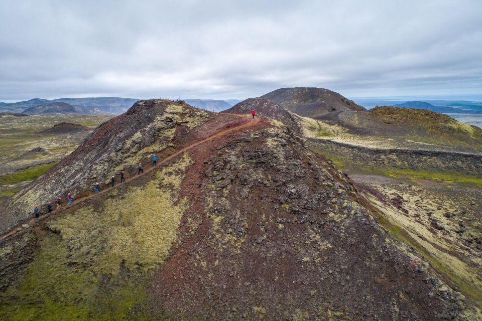 Reykjavik: Thrihnukagigur Volcano Guided Hiking Day Trip - Common questions