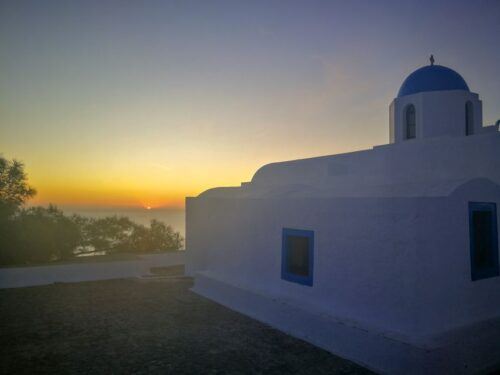 Santorini: Private Sunrise Tour With Breakfast and Oia Visit - Additional Information on Private Tour